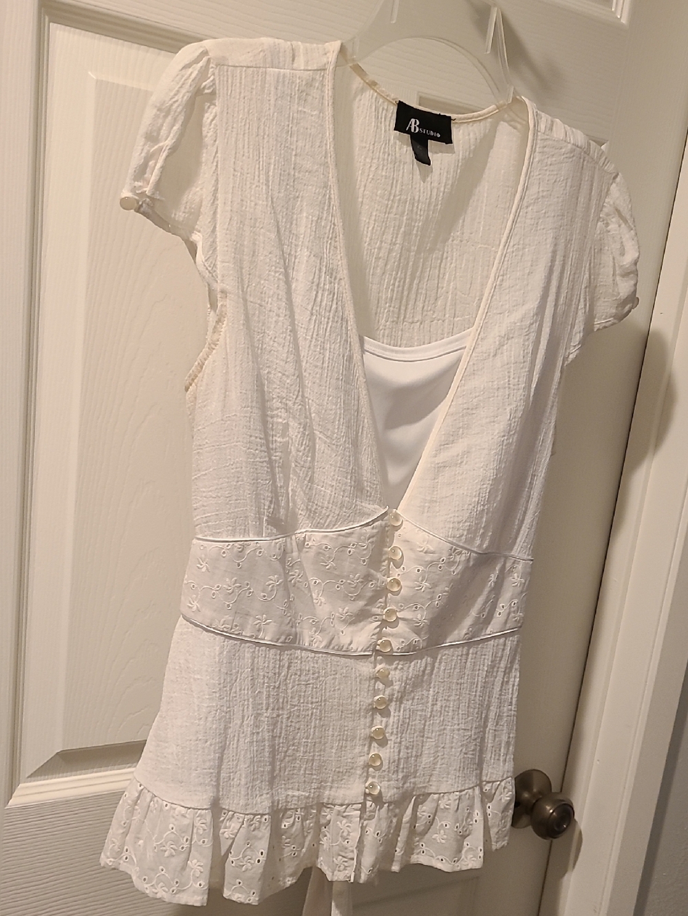 AB Studio White Button-Front Ruffle Peplum Top SIZE XL